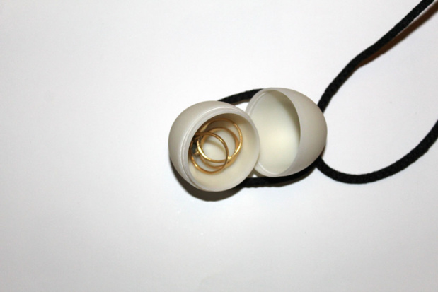 Hygiène des mains et bijoux : le concept HyBiPer
