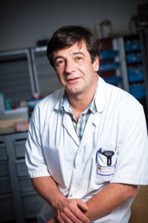 Le Dr Éric Bord, Chef du service de Neurochirurgie et Neuro-traumatologie du CHU de Nantes, Vice-président de la Commission Médicale  d’Établissement et vice-président du Jury