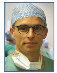 Le docteur Paul Vandaele, chirurgien urologue