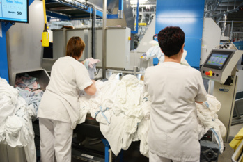 Blanchisserie du CHU de Poitiers : un mastodonte innovant Blanchisserie du CHU de Poitiers : un mastodonte innovant