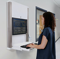 Rassembler les nouvelles technologies, les soignants et les patients Rassembler les nouvelles technologies, les soignants et les patients
