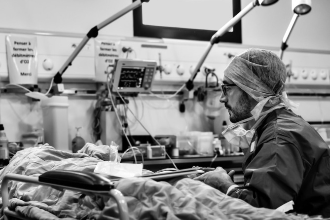 « Nous les soignants », l’exposition qui rend hommage aux professionnels de santé