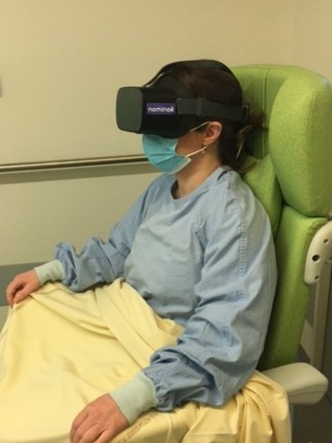 Au CHU de Rennes, le Fonds Nominoë met à disposition 30 casques de réalité virtuelle pour mieux vivre un soin douloureux ou stressant