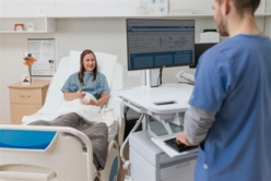 Expérimentez les solutions Ergotron, de nouveau sélectionnées par la C.A.I.H. Expérimentez les solutions Ergotron, de nouveau sélectionnées par la C.A.I.H.