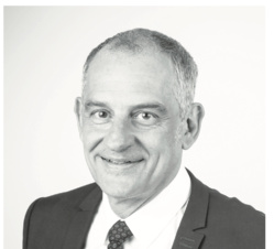 Le Pr Pascal Pujol Le Pr Pascal Pujol