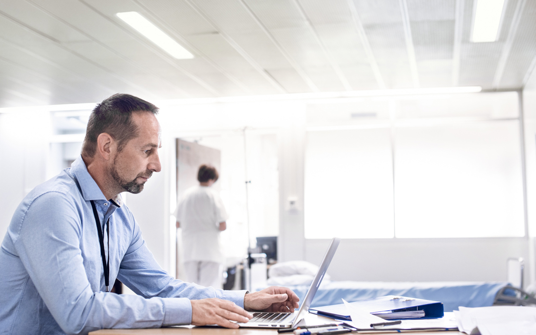 Services connectés 24/7 de KONE : une visibilité précieuse sur les flux de déplacement en centres médicaux