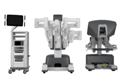 Le CHR a choisi d’acquérir le Da Vinci X pour ses nombreuses qualités :  une vision 3D HD amplifiée, une caméra plus ergonomique, un repérage précis des tumeurs par fluorescence, un agrafage plus performant, une console encore plus confortable. Da Vinci X est également et surtout un système adaptable et  Le robot évolutif. Le premier robot est arrivé en janvier et remplacera le robot actuel dès fin février. Quant au robot supplémentaire, il sera en fonctionnement fin mars.