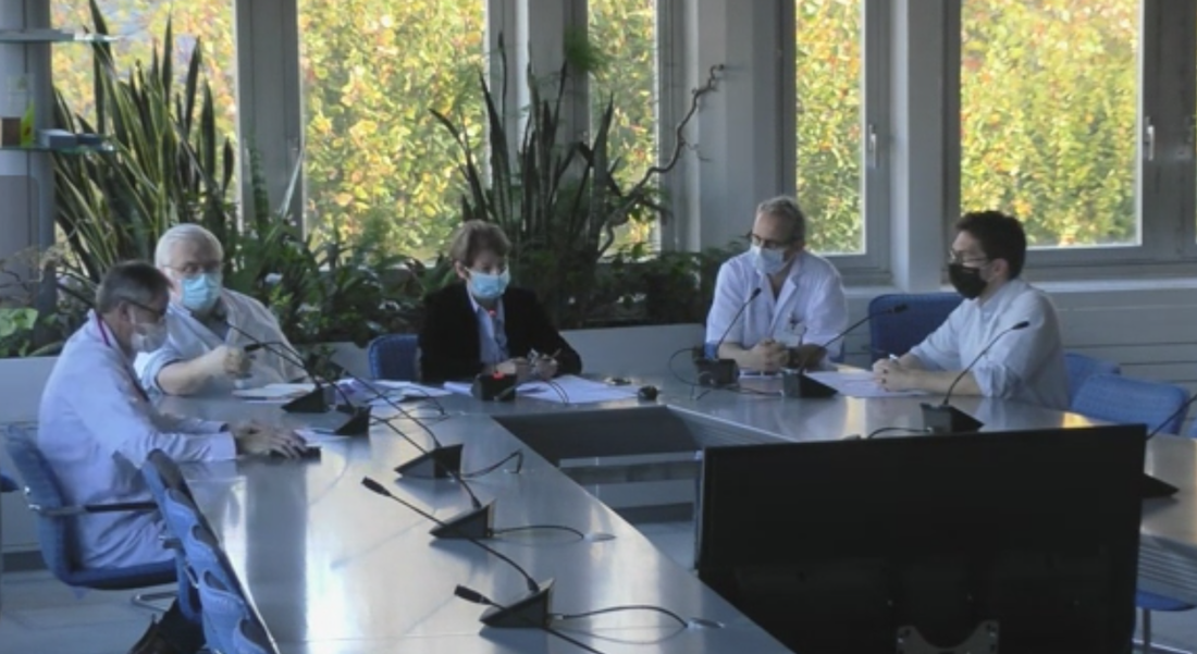 À cause de la situation sanitaire, la conférence de presse tenue par le CHU d'Angers ce matin se tenait à distance. ©Capture d'écran À cause de la situation sanitaire, la conférence de presse tenue par le CHU d'Angers ce matin se tenait à distance. ©Capture d'écran