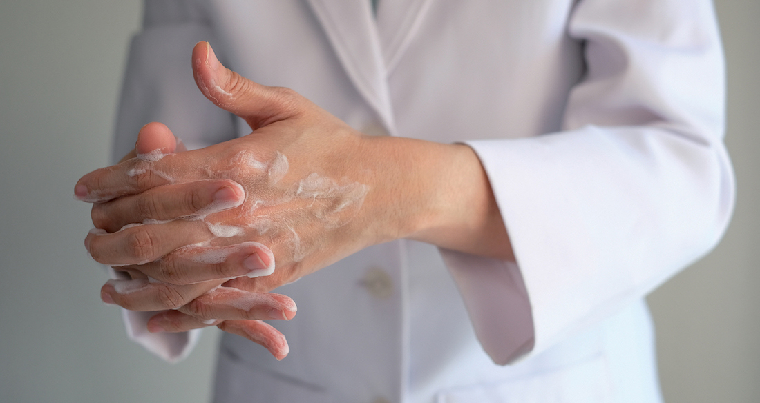 Le lavage des mains à la lumière de l’histoire : de Ignace Semmelweis à Didier Pittet
