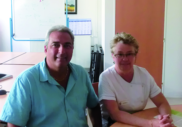 Eric Garcia et le Dr Pascale Dussert, respectivement cadre et chef de Pôle LBM