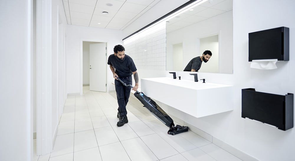 Nilfisk révolutionne le nettoyage professionnel des petits espaces avec sa nouvelle micro-autolaveuse Nilfisk Dryft