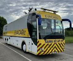 L'AP-HP inaugure l’autocar «EVACARe», unité mobile hospitalière collective pour victimes multiples