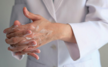 Le lavage des mains à la lumière de l’histoire : de Ignace Semmelweis à Didier Pittet