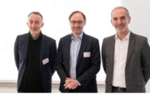 De gauche à droite : Etienne Vervaecke, Directeur Général d’Eurasanté ; Franck Mouthon, Président de France Biotech ; Frédéric Boiron, Directeur Général du CHU de Lille
