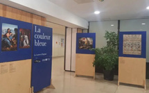 Du Louvre à l’hôpital : une exposition autour de la couleur bleue